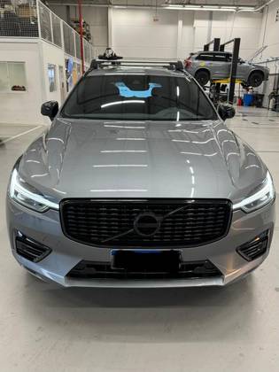 VOLVO XC60 2.0 T8 HYBRID R-DESIGN AWD GEARTRONIC